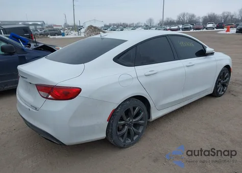 2015 Chrysler 200 S z USA, uszkodzony, nr VIN 1C3CCCBB9FN677519